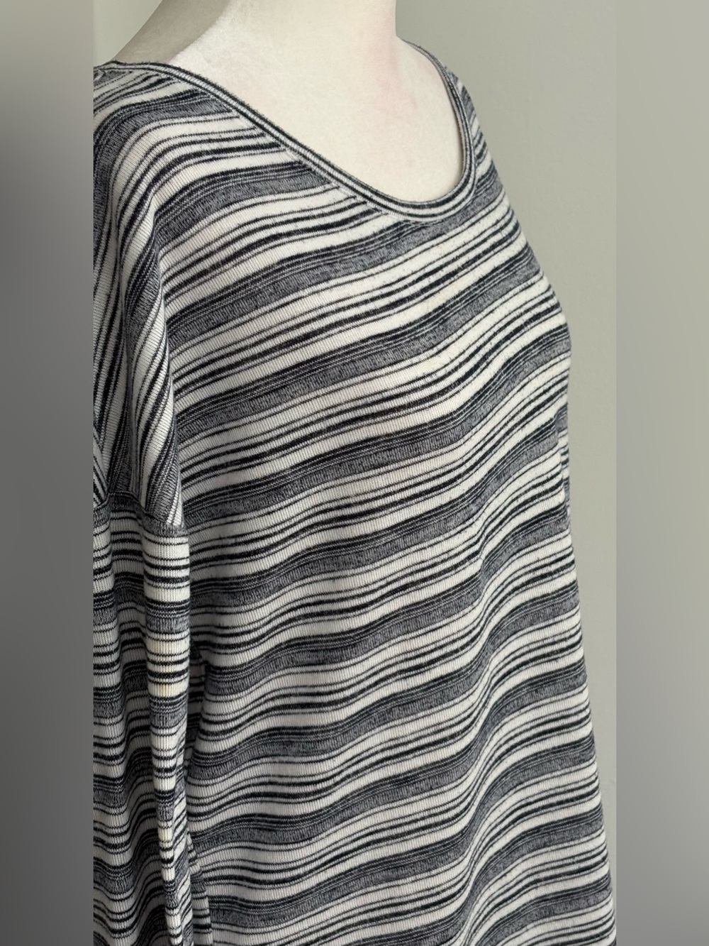 The Limited Navy Blue Ivory Striped Oversized Top M